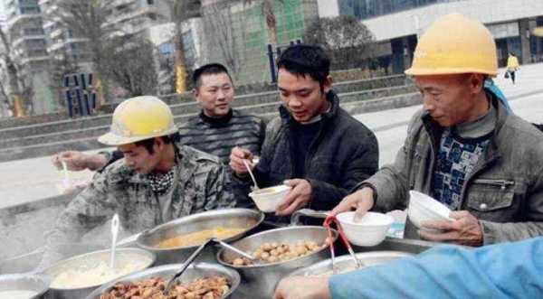 工地做饭年收入（在工地做饭是什么工种）-图1