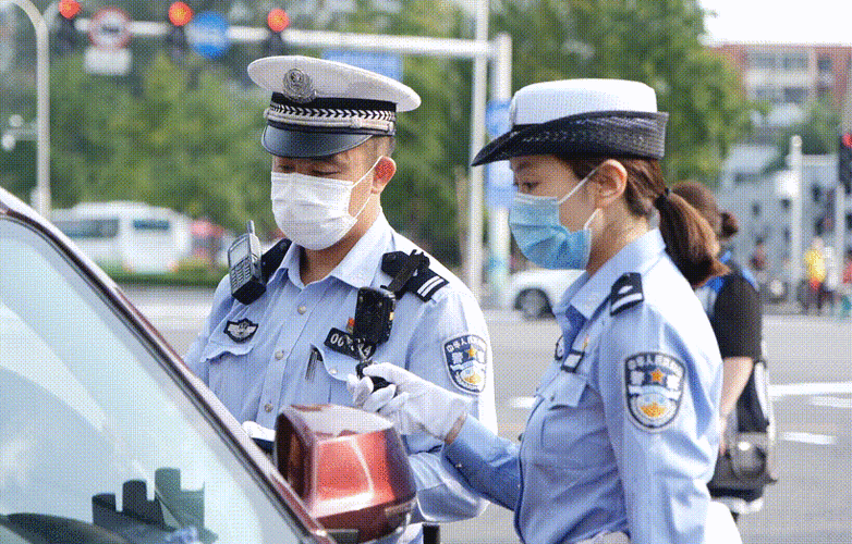 北京交警收入（北京交警收入多少）-图2