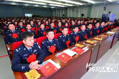 合肥警察收入最新（合肥警察收入最新排名）-图1