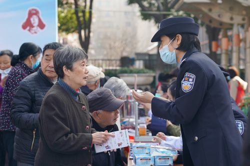 南京公安收入（南京公安民警待遇）-图2