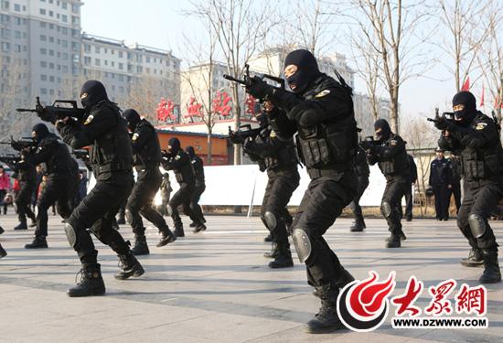 淄博特警收入（淄博特警收入高吗）-图3